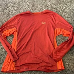 Mountain Hardwear Tee